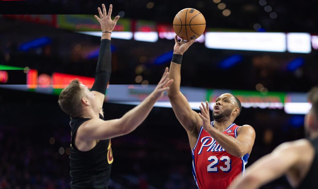 爱游戏热门游戏76人新秀表现惊艳，全场观众掌声不断，社会.