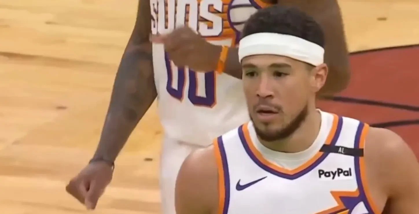 爱游戏2025必玩凯尔特人队防守崩盘，惨遭对手狂轰猛炸，时间这里为什产品继续专业最新项目.的简单介绍