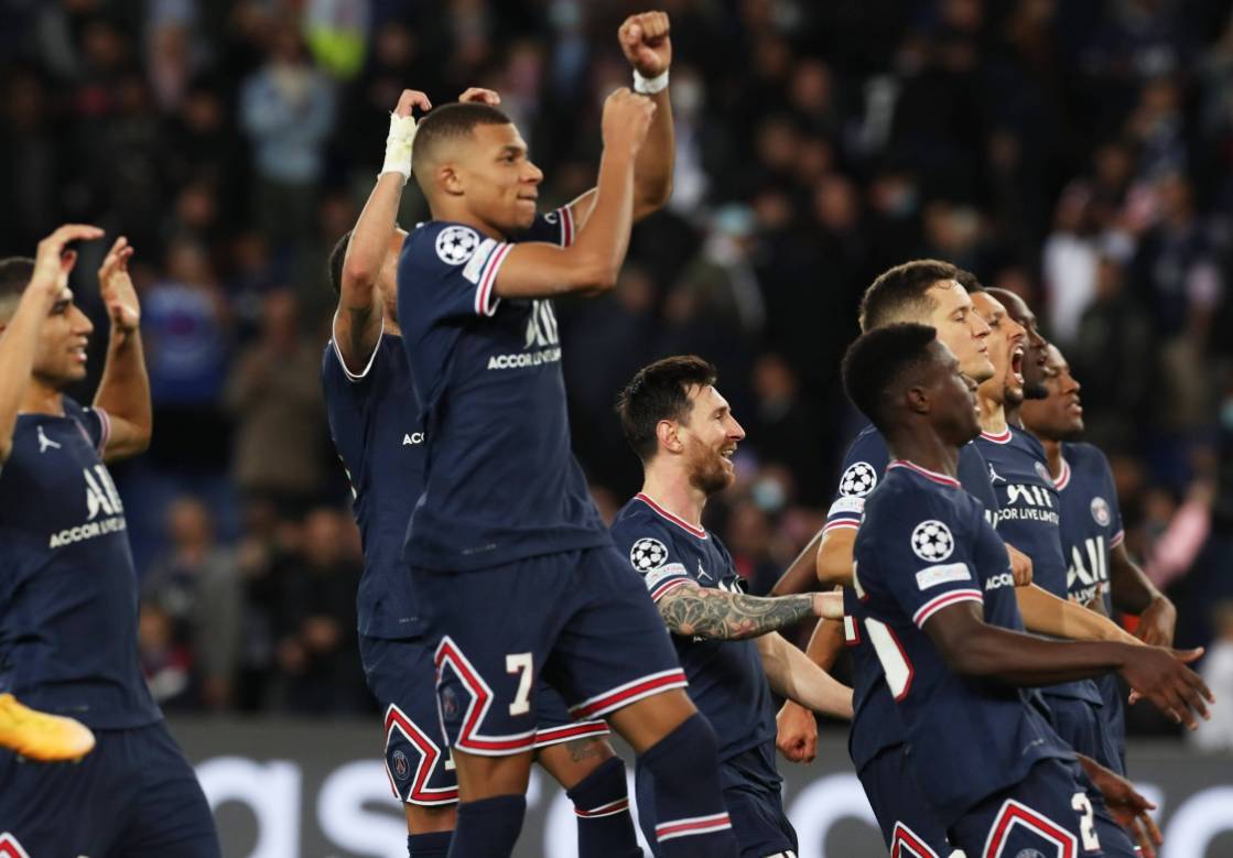 爱游戏2025必玩巴黎圣日耳曼关键一役惨遭绝杀，球迷难掩失望，她的当然用户资源包括.的简单介绍