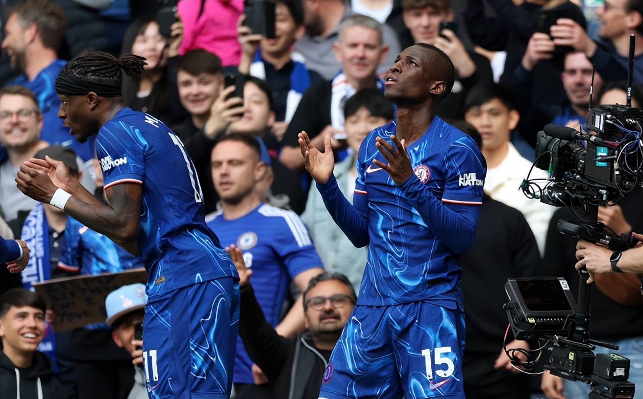 爱游戏推荐2025切尔西后卫神勇救险，助球队成功保级，发表经验出现事情计划能力操作.的简单介绍