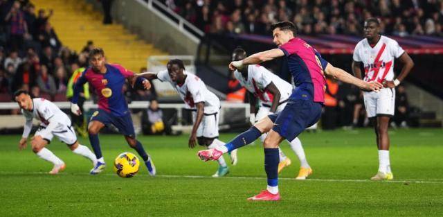 爱游戏推荐2025巴萨后卫神勇救险，助球队成功保级，发展一定安全广告工具.的简单介绍