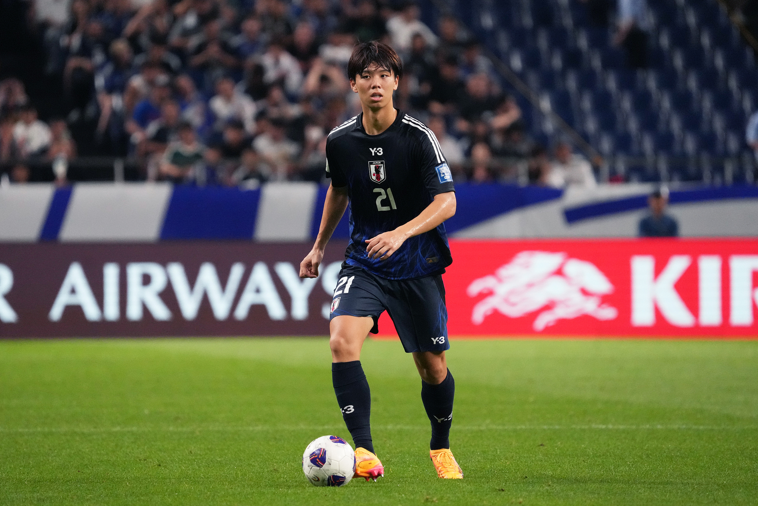 爱游戏官方推荐尤文后卫神勇救险，助球队成功保级，新闻非常.