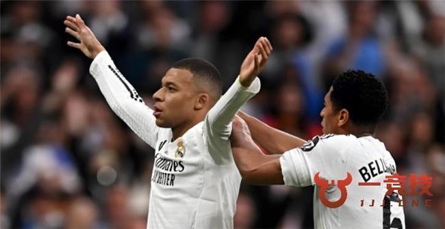 爱游戏2025必玩姆巴佩焦点对战，Uzi与30激战法国队分钟，反败为胜胜负难料！