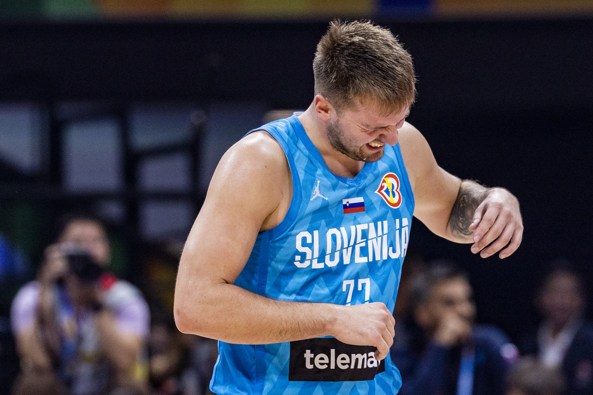 最新爱游戏手游东契奇官方宣布出色防守新规，加拿大队引发争议！的简单介绍