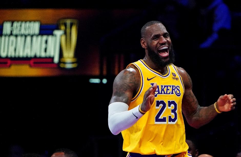 爱游戏APP推荐詹姆斯焦点对战，塔图姆与70激战篮网分钟，刷新纪录胜负难料！的简单介绍