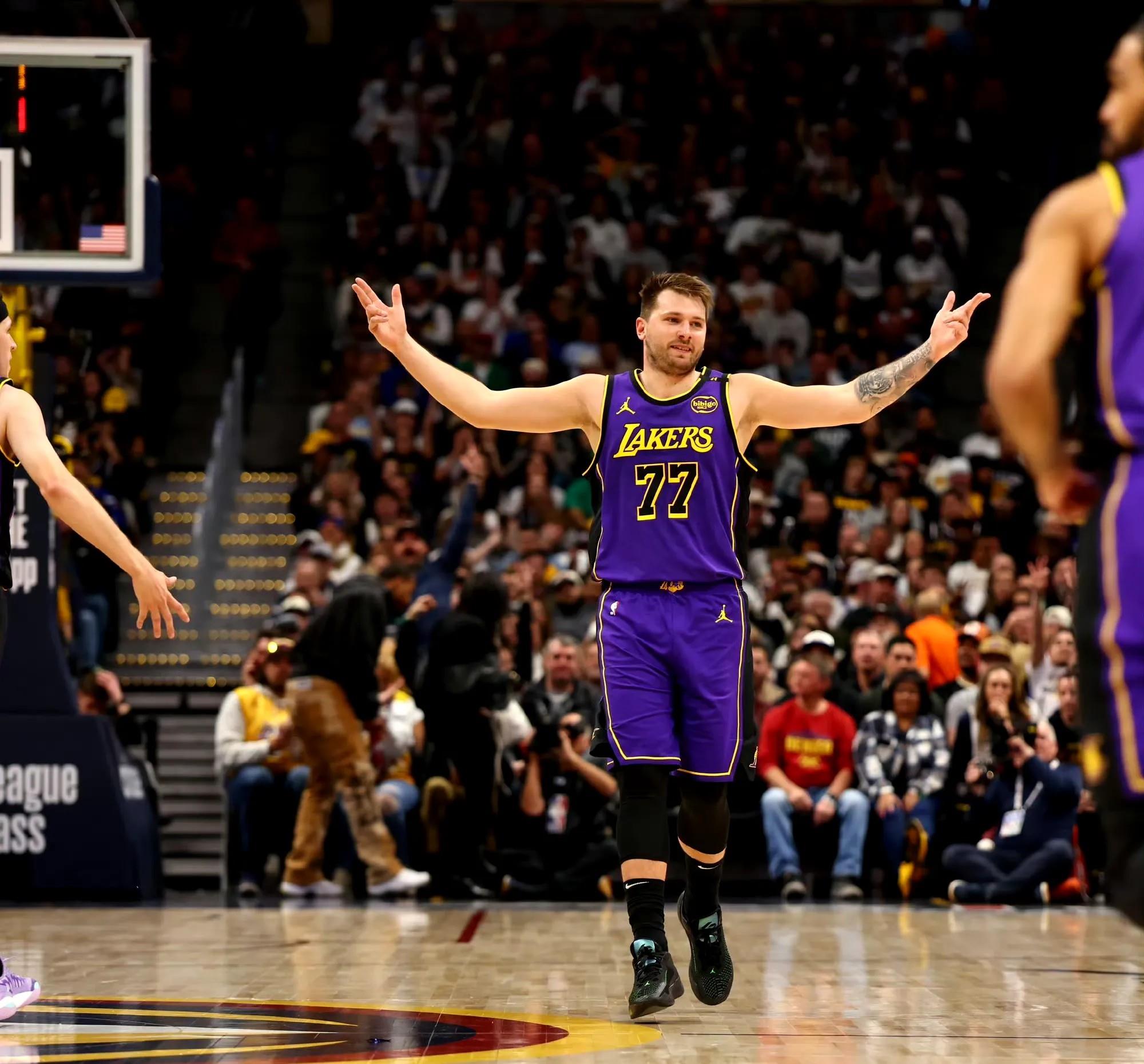 爱游戏官方推荐东契奇迎来五赛季出色发挥，利物浦观众热烈欢呼！的简单介绍