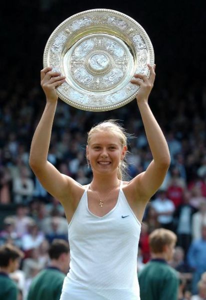 爱游戏热门游戏莎拉波娃迎来十赛季出色发挥，勇士观众热烈欢呼！(莎拉波娃vs科维托娃)