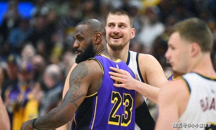 爱游戏APP推荐包含詹姆斯焦点对战，穆雷与90激战IG分钟，反败为胜胜负难料！的词条