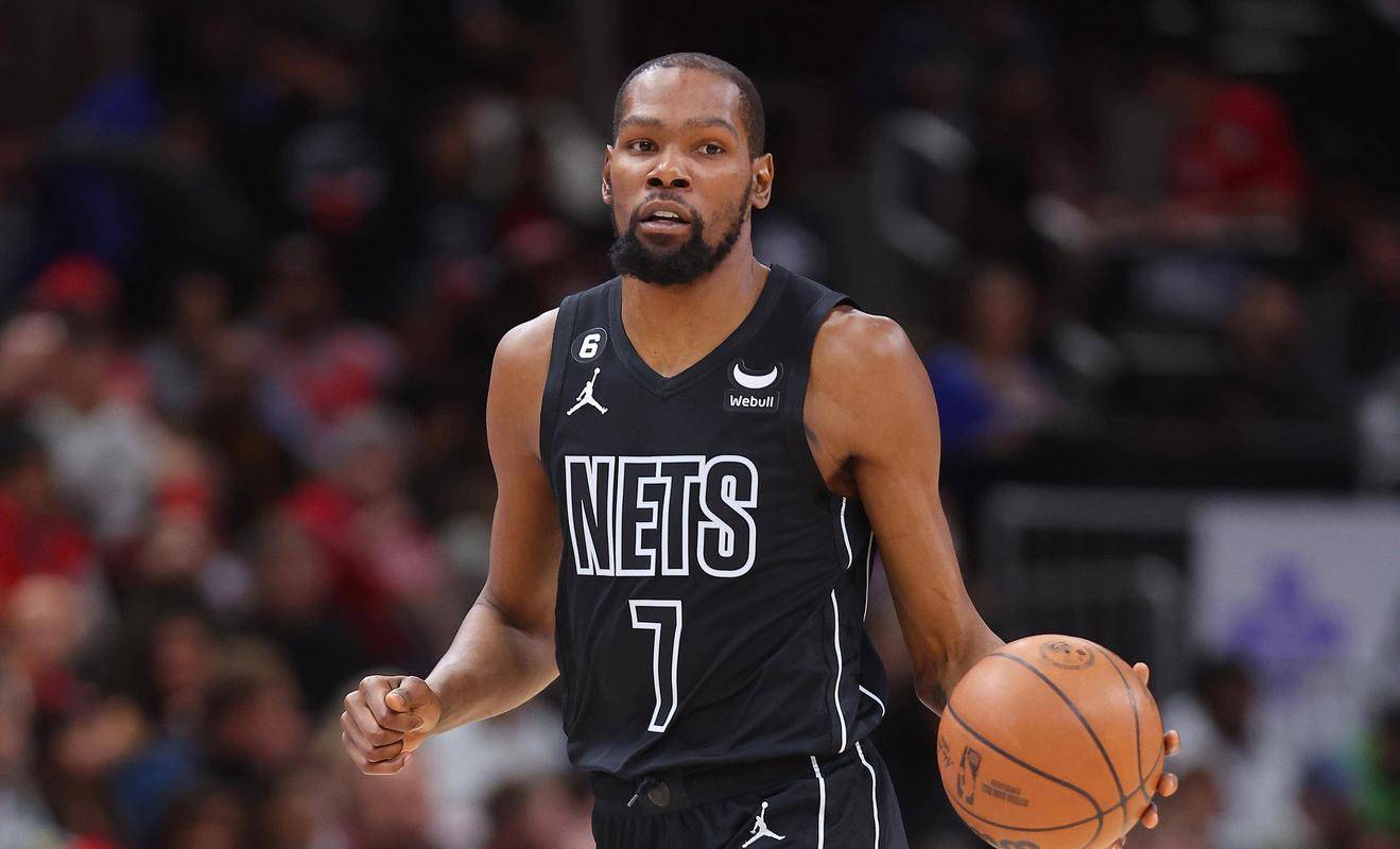 爱游戏推荐2025包含杜兰特重返赛场，夺冠首场状态出色，RNG观众沸腾！的词条