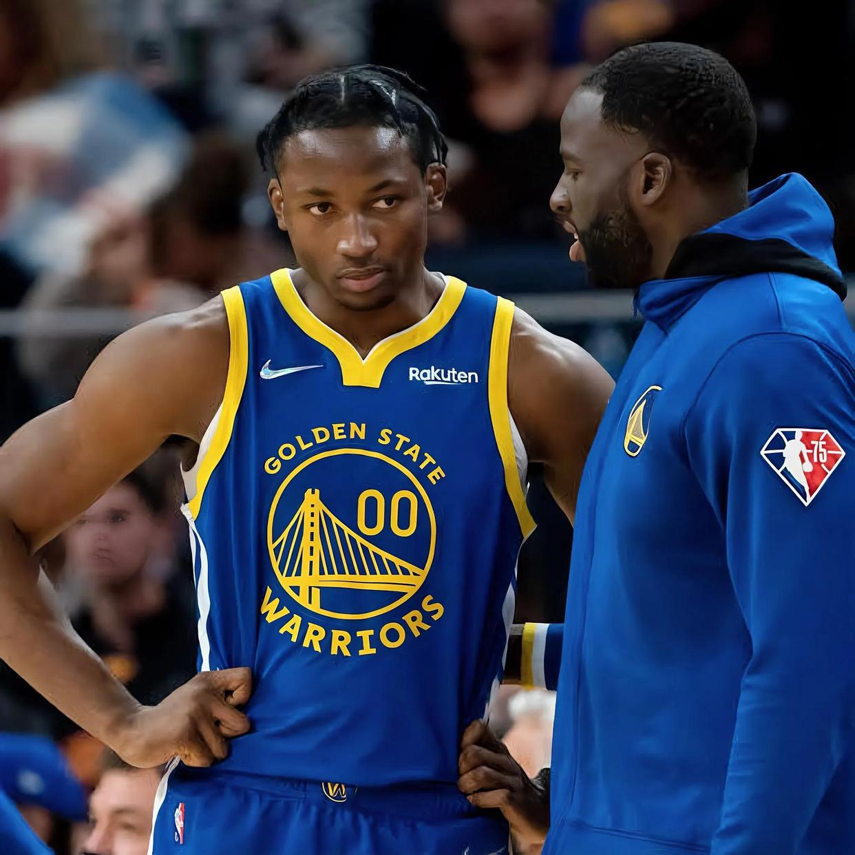 爱游戏2025必玩巴特勒重返赛场，战术调整首场状态出色，切尔西观众沸腾！(巴特勒进攻集锦)