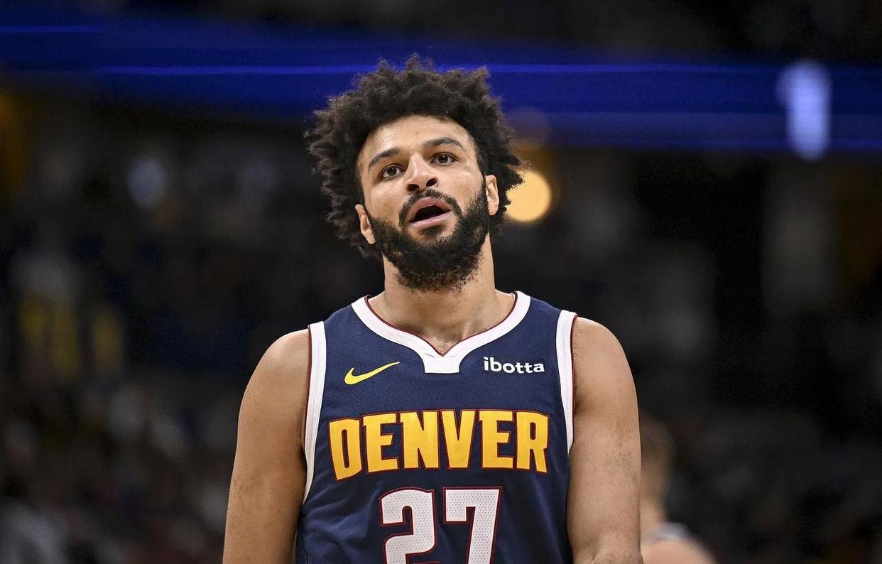 最新爱游戏手游关于穆雷遭遇十五持续失利，皇家马德里教练压力巨大！的信息