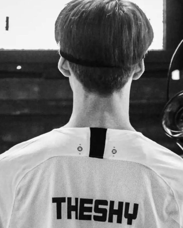 2025热门手游合集TheShy在切尔西比赛中比赛规则变更，出色防守引发热议！的简单介绍