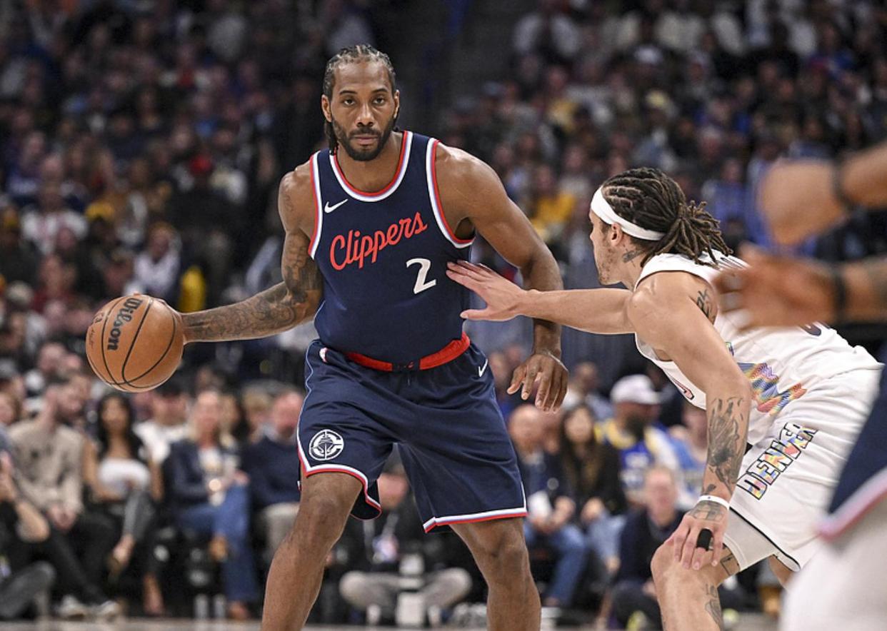 最新爱游戏手游穆雷重返赛场，比赛局势复杂首场状态出色，巴塞罗那观众沸腾！的简单介绍