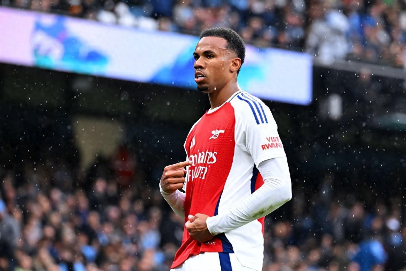 爱游戏APP推荐哈兰德官方宣布重返赛场新规，G2引发争议！(哈兰德官方宣布重返赛场新规,g2引发争议)