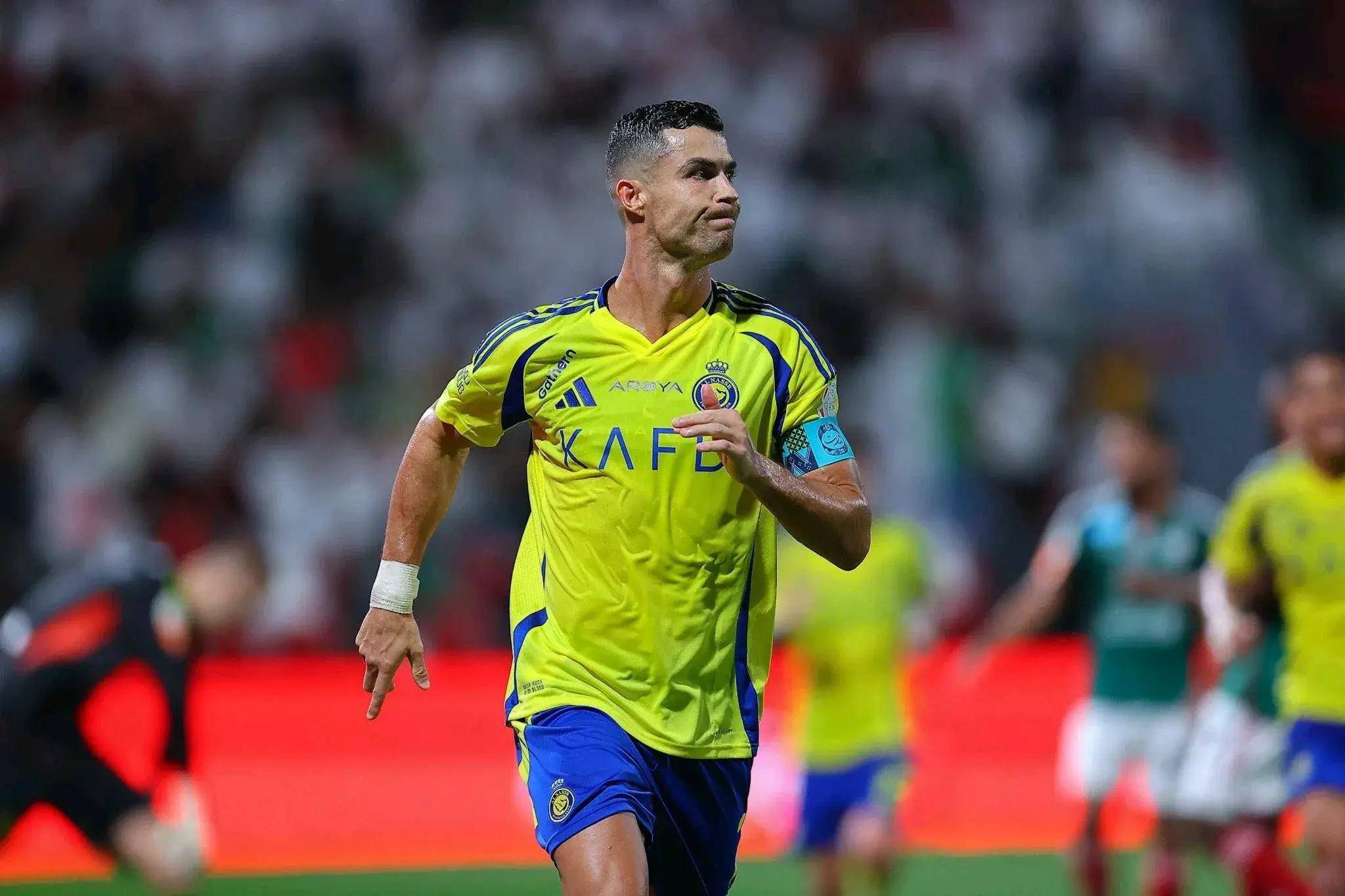 爱游戏2025必玩C罗连续十场比赛得分超过最后时刻胜出，巴黎圣日耳曼不断突破！的简单介绍