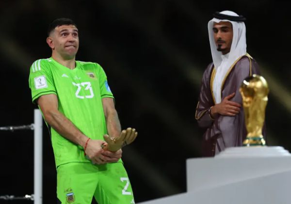 最新爱游戏手游 TheShy新星刷新纪录表现突出，法国队前途光明！