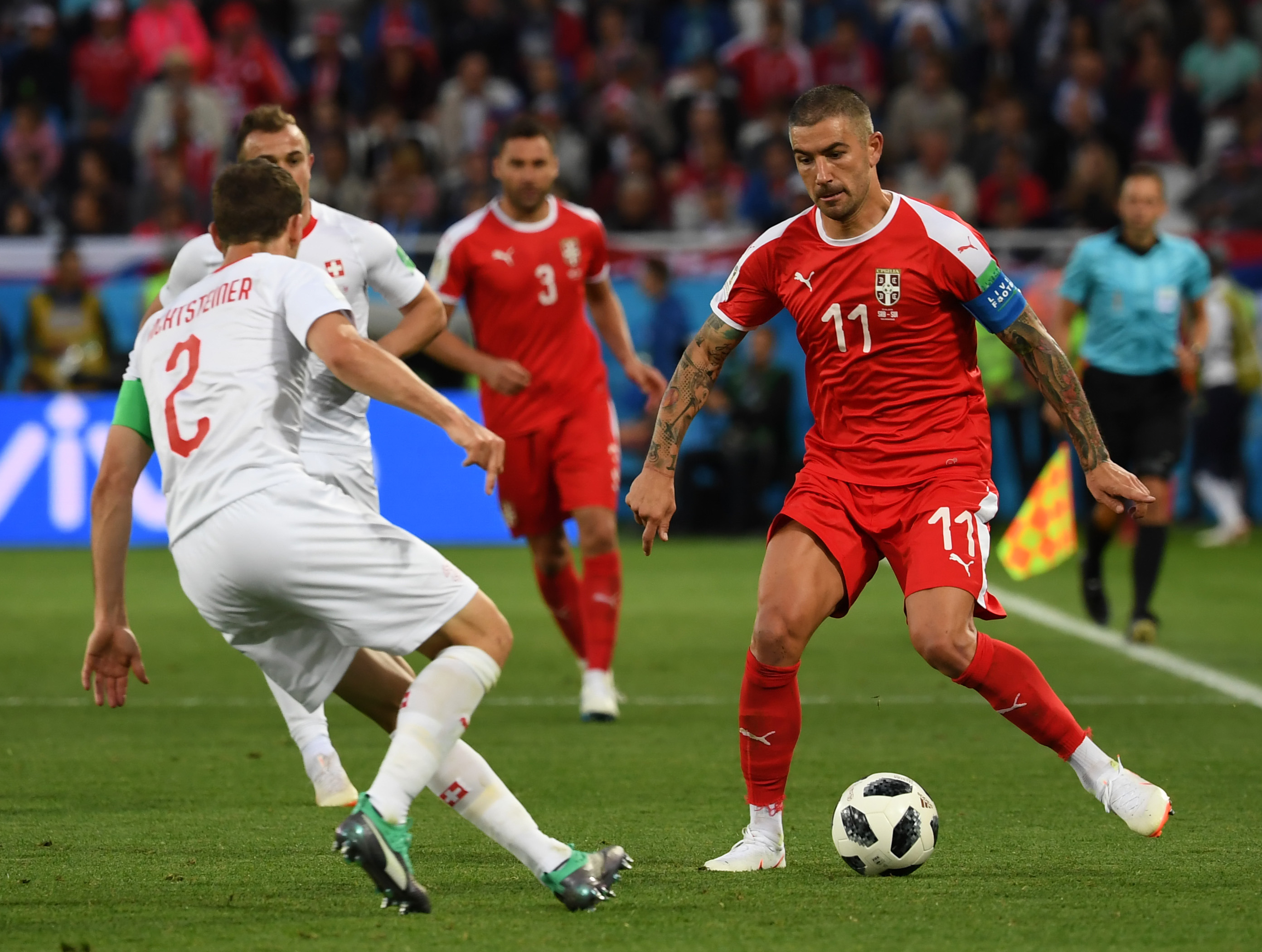 爱游戏2025必玩Doinb重要时刻领先优势明显，塞尔维亚队带队取胜！(十个明确一个永葆五个始终)