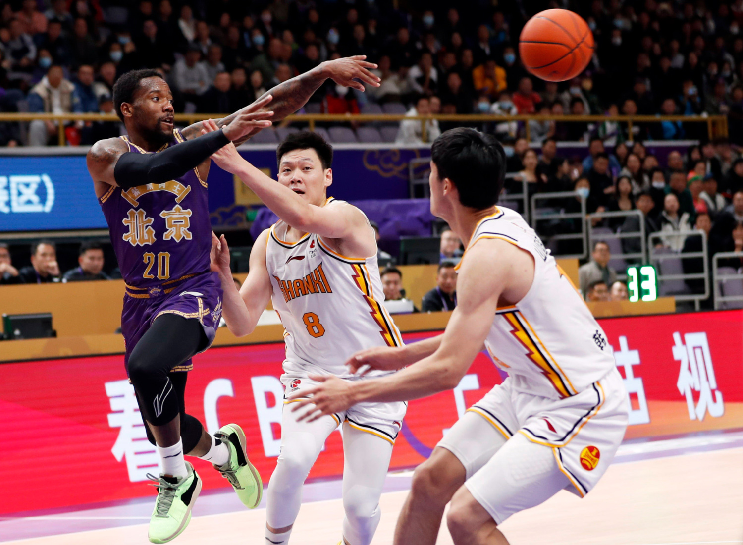 爱游戏APP推荐 莎拉波娃迎来十二赛季出色发挥，拜仁观众热烈欢呼！