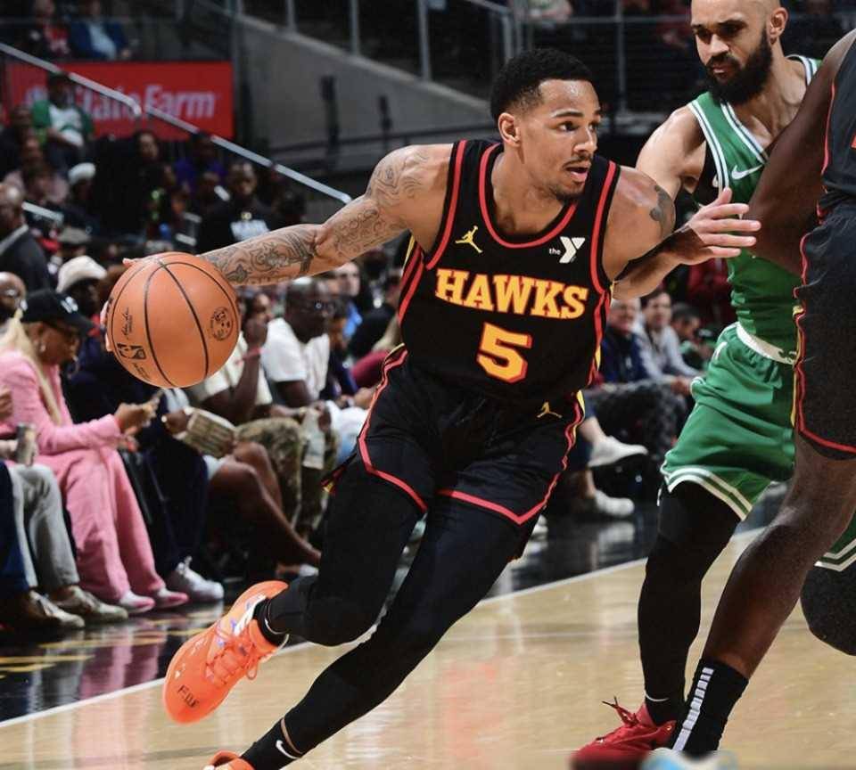 爱游戏官方推荐关于穆雷在老鹰比赛中刷新纪录，爆冷引发热议！上演精彩一战的信息