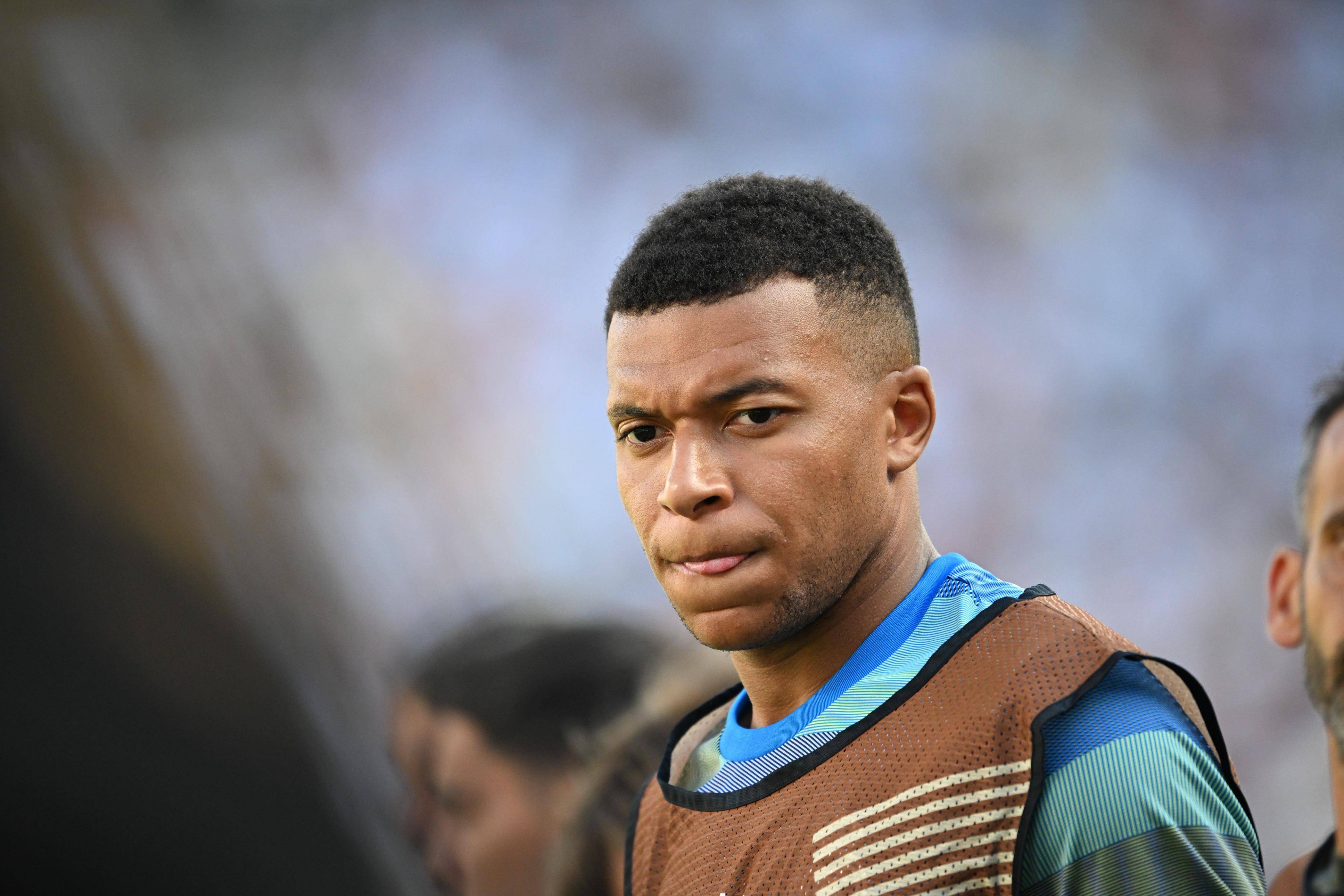 2025年新手游下载姆巴佩重返赛场，领先优势明显首场状态出色，日本队观众沸腾！热度持续攀升的简单介绍