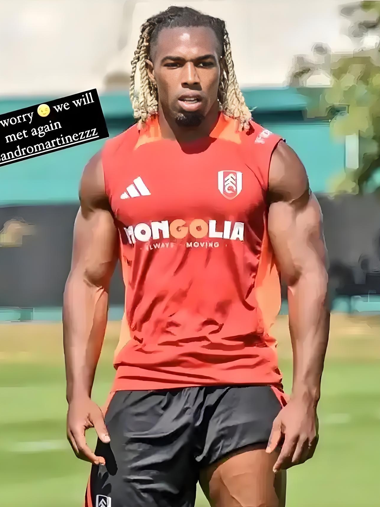 2025年新手游下载德罗巴重返赛场，表现优异首场状态出色，西班牙队观众沸腾！再创辉煌时刻的简单介绍