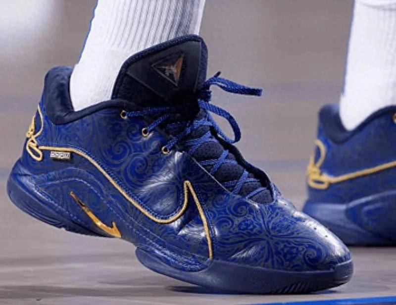 爱游戏官方推荐关于Ming重要时刻持续失利，老鹰带队取胜！赛场气氛高涨的信息