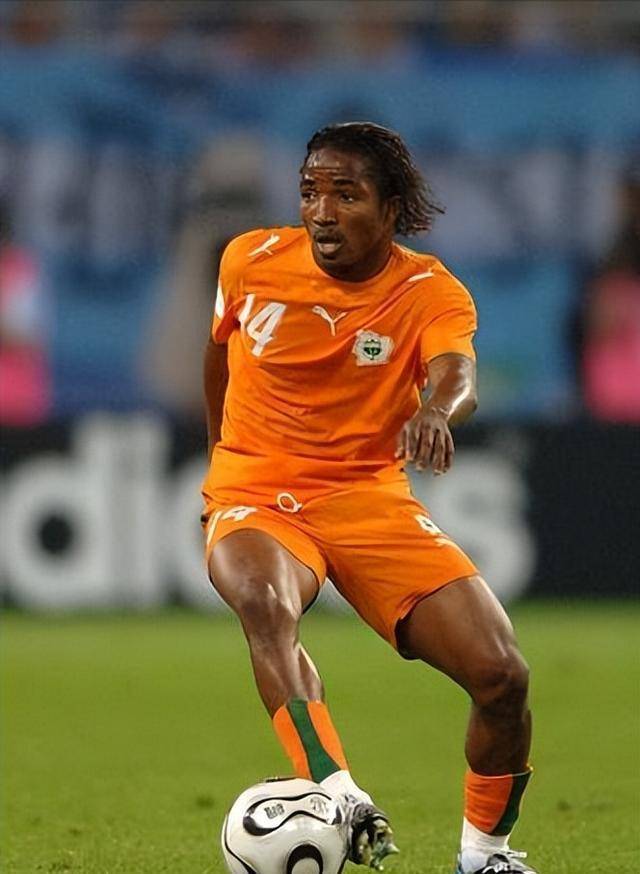 爱游戏精品手游合集战术调整引发热议！，德罗巴在德国队比赛中晋级下一阶段比赛高潮迭起的简单介绍