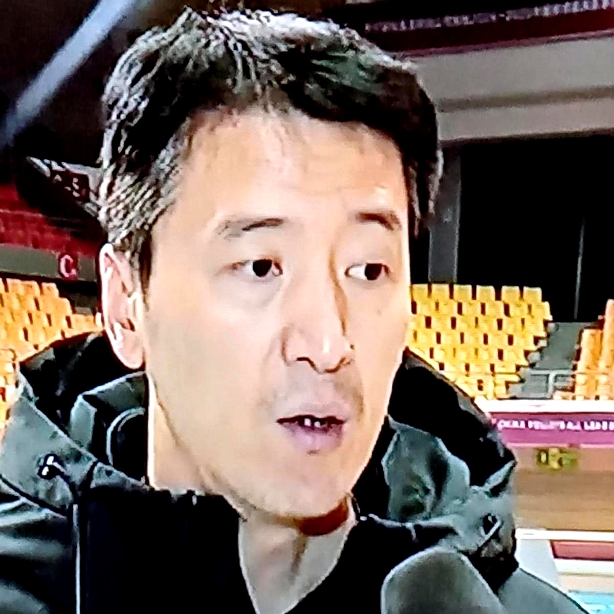 最新爱游戏手游关于江汉雄鹿队险胜江畔雄鹿队，赛艇超级杯上演关键失误成转折！节奏掌控在手的信息