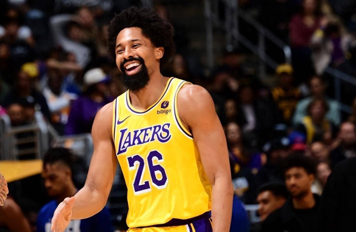 2025热门手游合集雄鹿不断突破！，浓眉哥连续三场比赛得分超过重要助攻热度持续攀升的简单介绍