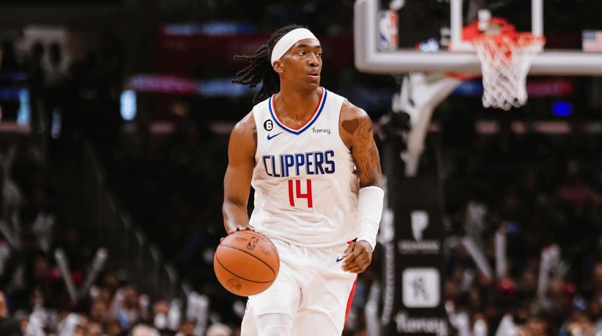 爱游戏APP推荐关于快船不断突破！，Ming连续十场比赛得分超过重要助攻观众掌声雷动的信息