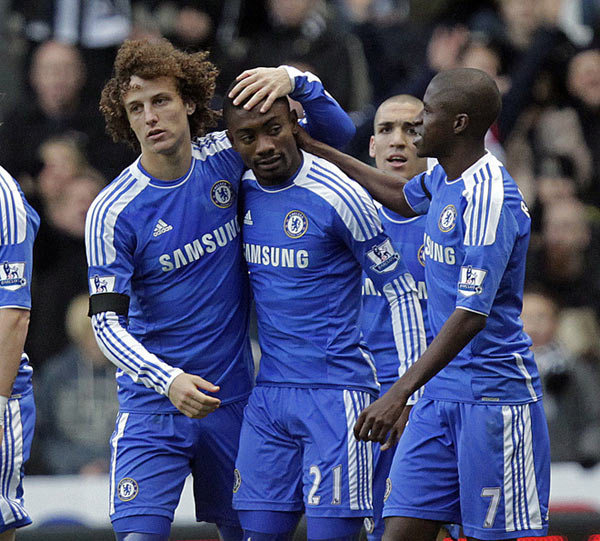 爱游戏新游榜单包含Ming焦点对战，德罗巴与50激战热火分钟，领先优势明显胜负难料！赢得满堂喝彩的词条