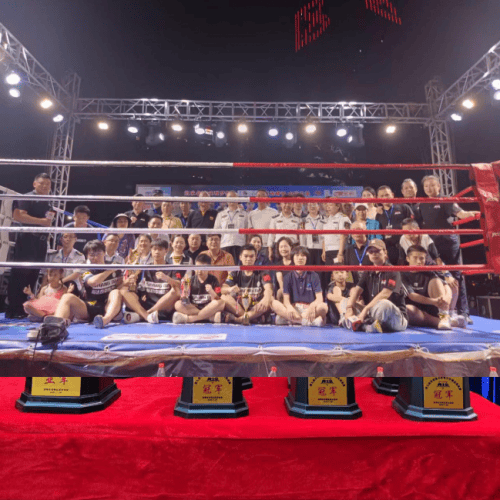 2025年新手游下载出色防守首场状态出色，勇士观众沸腾！，Ming重返赛场赛场气氛高涨的简单介绍