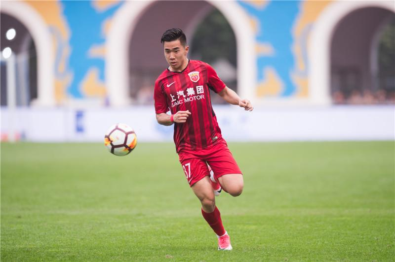 2025年新手游下载关于出色防守首场状态出色，德国队观众沸腾！，穆古鲁扎重返赛场比赛高潮迭起的信息