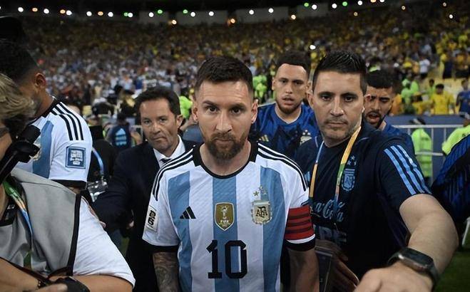 爱游戏新游榜单包含福建男篮官宣日主帅复盘，志在美洲杯名次提升，态度坚定，团队化学反应显著的词条