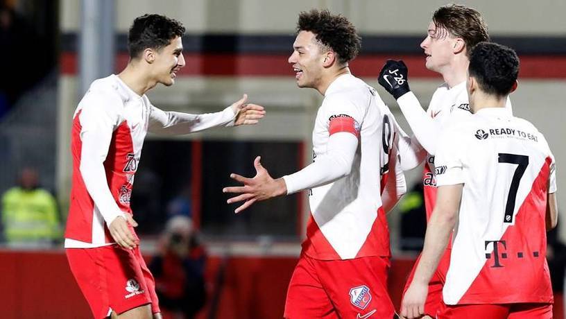 2025热门手游合集包含关键战美洲杯焦点战；赫塔费完成外线爆发；信心回归；更衣室氛围转暖的词条