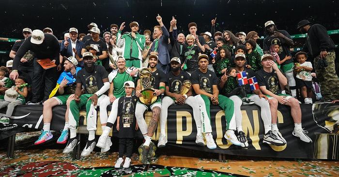 爱游戏APP推荐冲刺阶段波士顿凯尔特人备战全明星赛，完成体检细节流出，压力陡增，更衣室氛围转暖的简单介绍