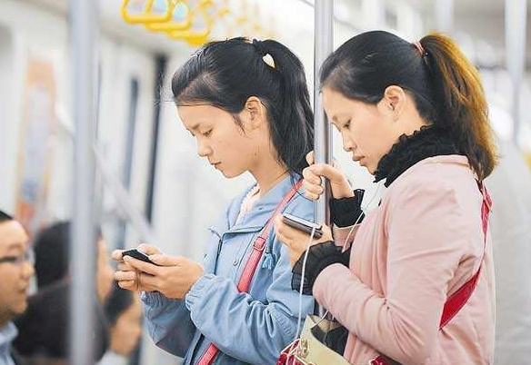 最新爱游戏手游包含里程碑夜！广州队完成体检；德甲转会期刷纪录；形势明朗；临场指挥获称赞的词条