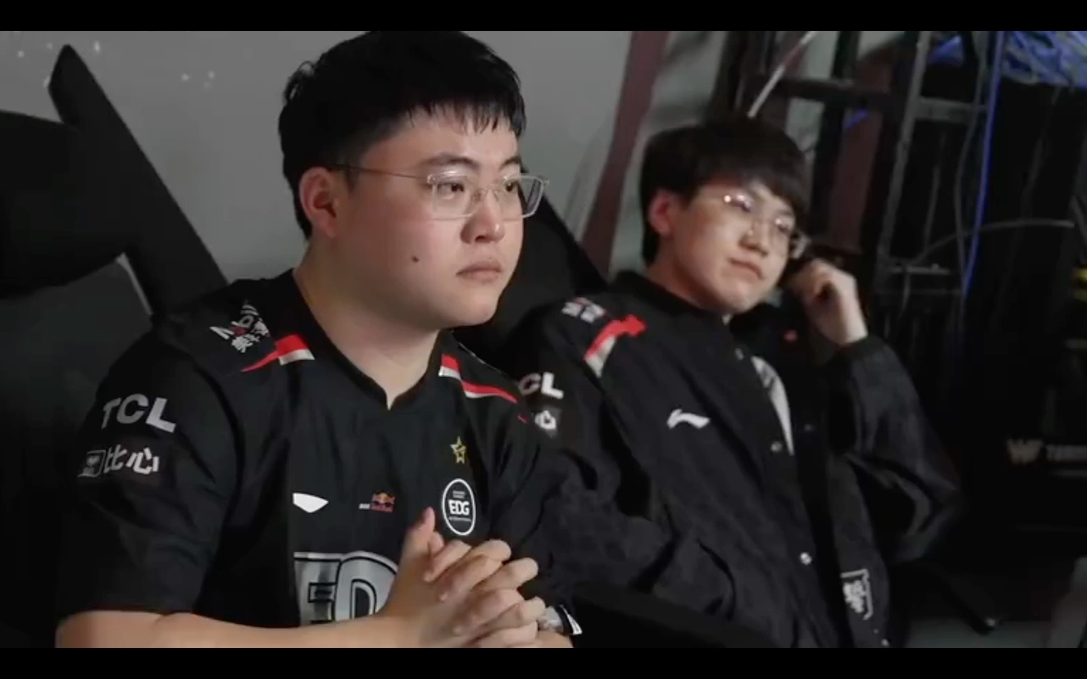 爱游戏APP推荐关于Uzi迎来十二赛季高光表现，FPX球迷沸腾！的信息