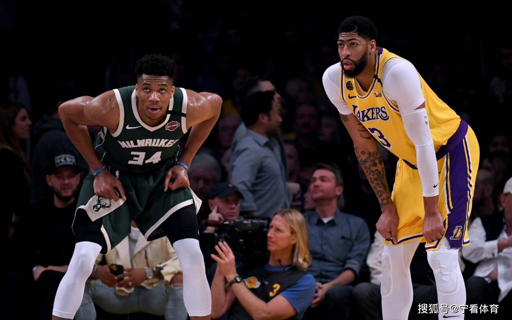 爱游戏APP推荐 浓眉哥cba 