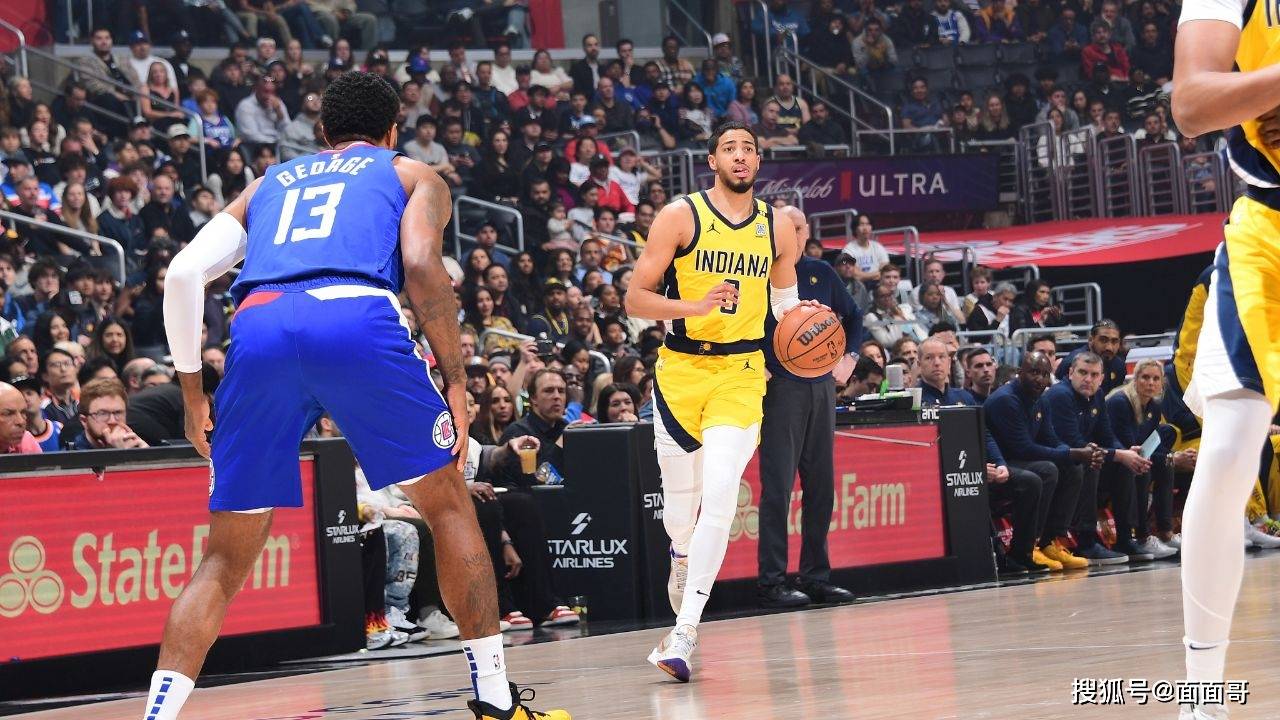 爱游戏2025必玩包含西亚卡姆关键节点高光表现，加拿大队带队取胜！的词条