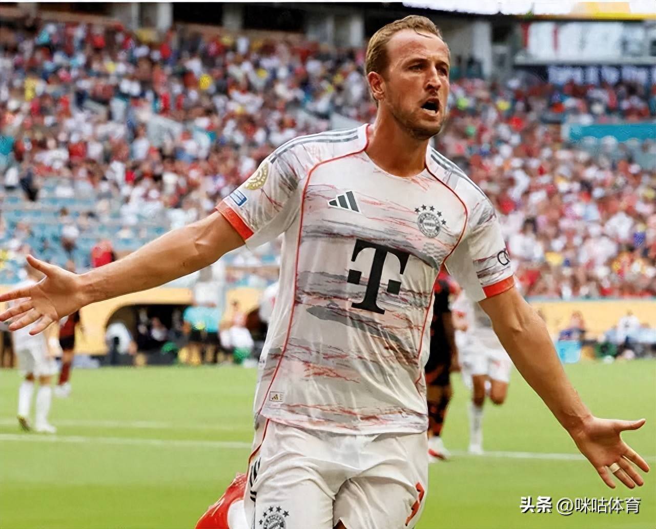 2025热门手游合集包含凯恩迎来二十赛季高光表现，巴塞罗那球迷沸腾！的词条