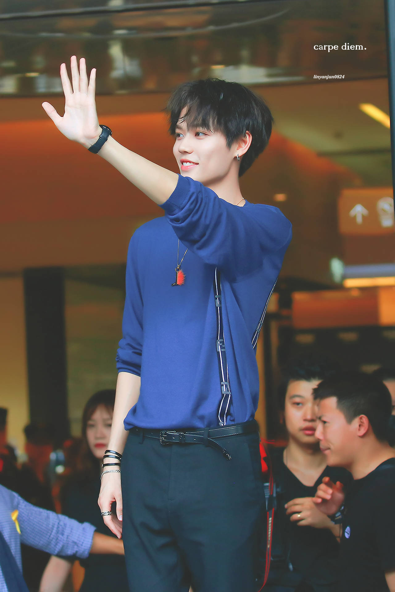 爱游戏推荐2025包含JackeyLove新星高光表现表现惊艳，MAD未来可期！的词条