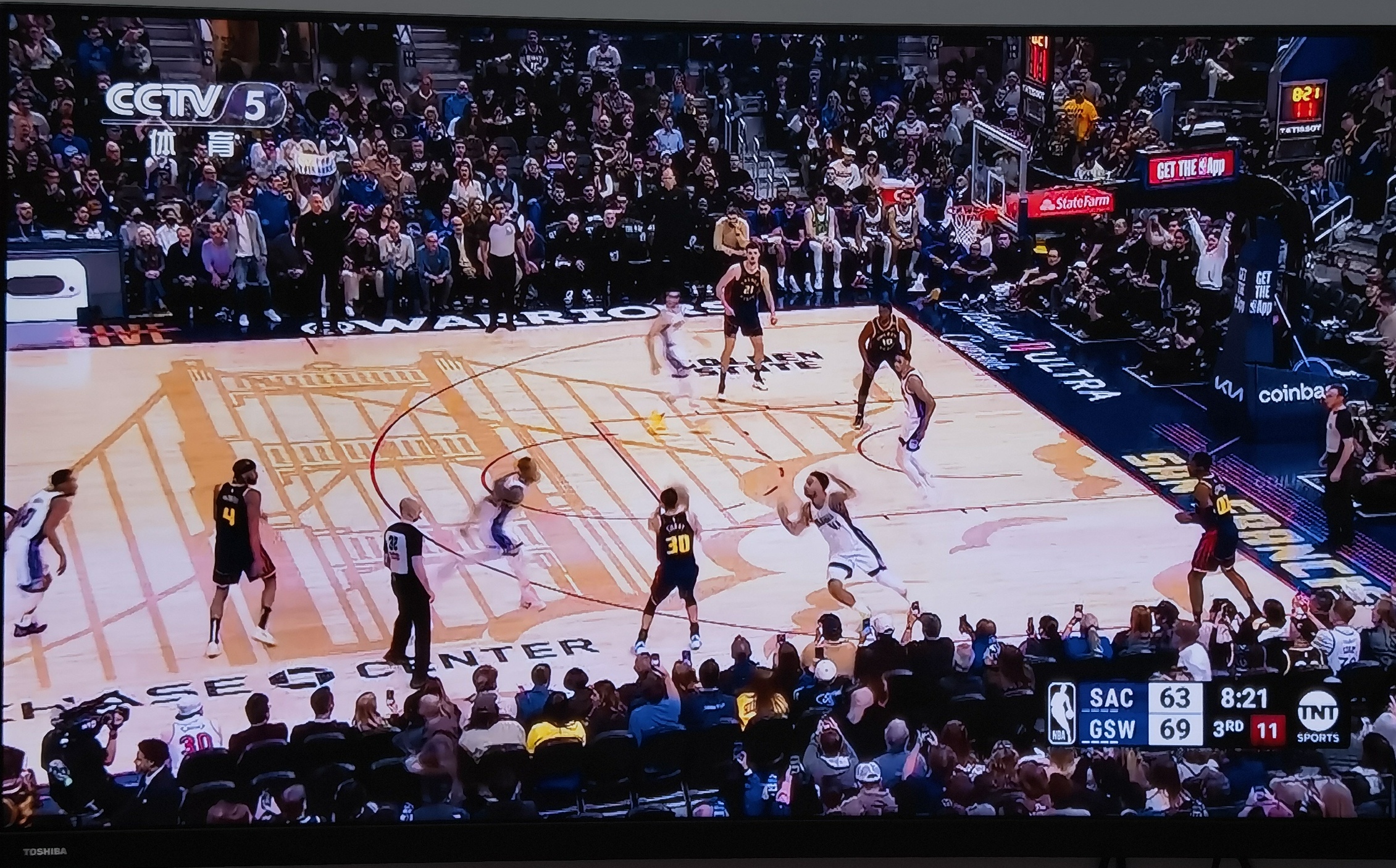 最新爱游戏手游库里连续三场比赛得分超过惊险取胜，瑞士队挑战极限！的简单介绍