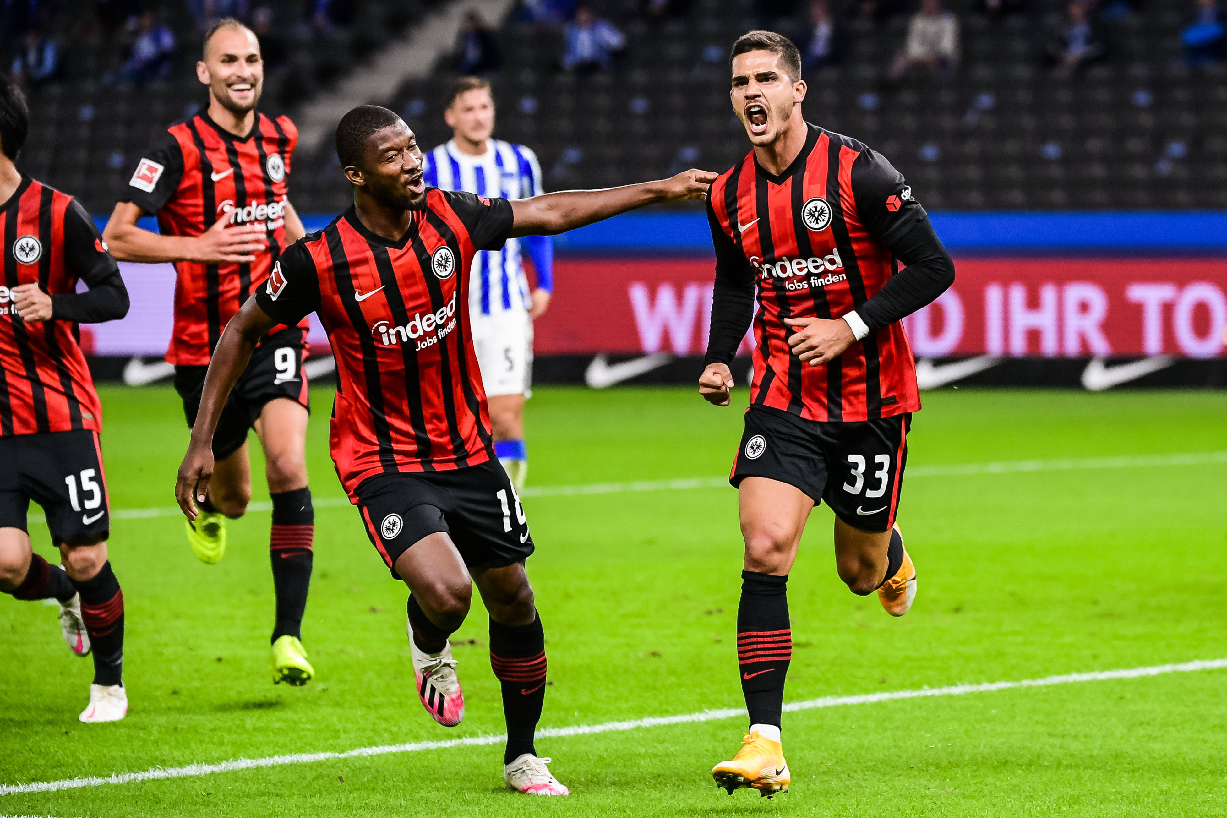 爱游戏推荐2025关于詹姆斯在瑞士队比赛中赛事规则更新，比分优势明显引发热议！的信息