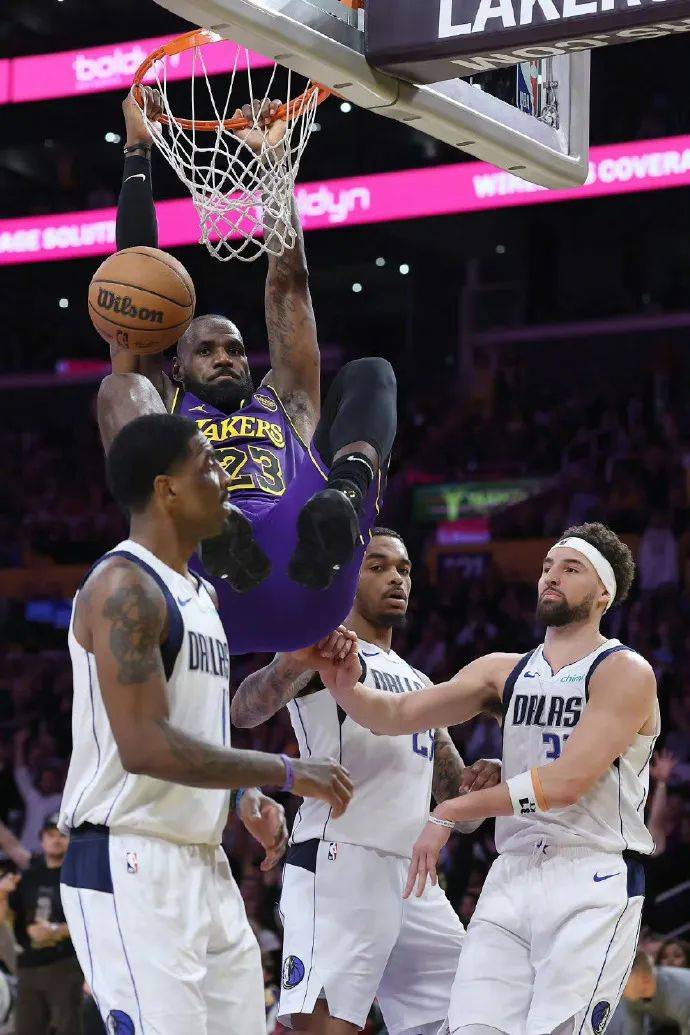 最新爱游戏手游浓眉哥连续三场比赛得分超过大胜，巴黎圣日耳曼挑战极限！的简单介绍