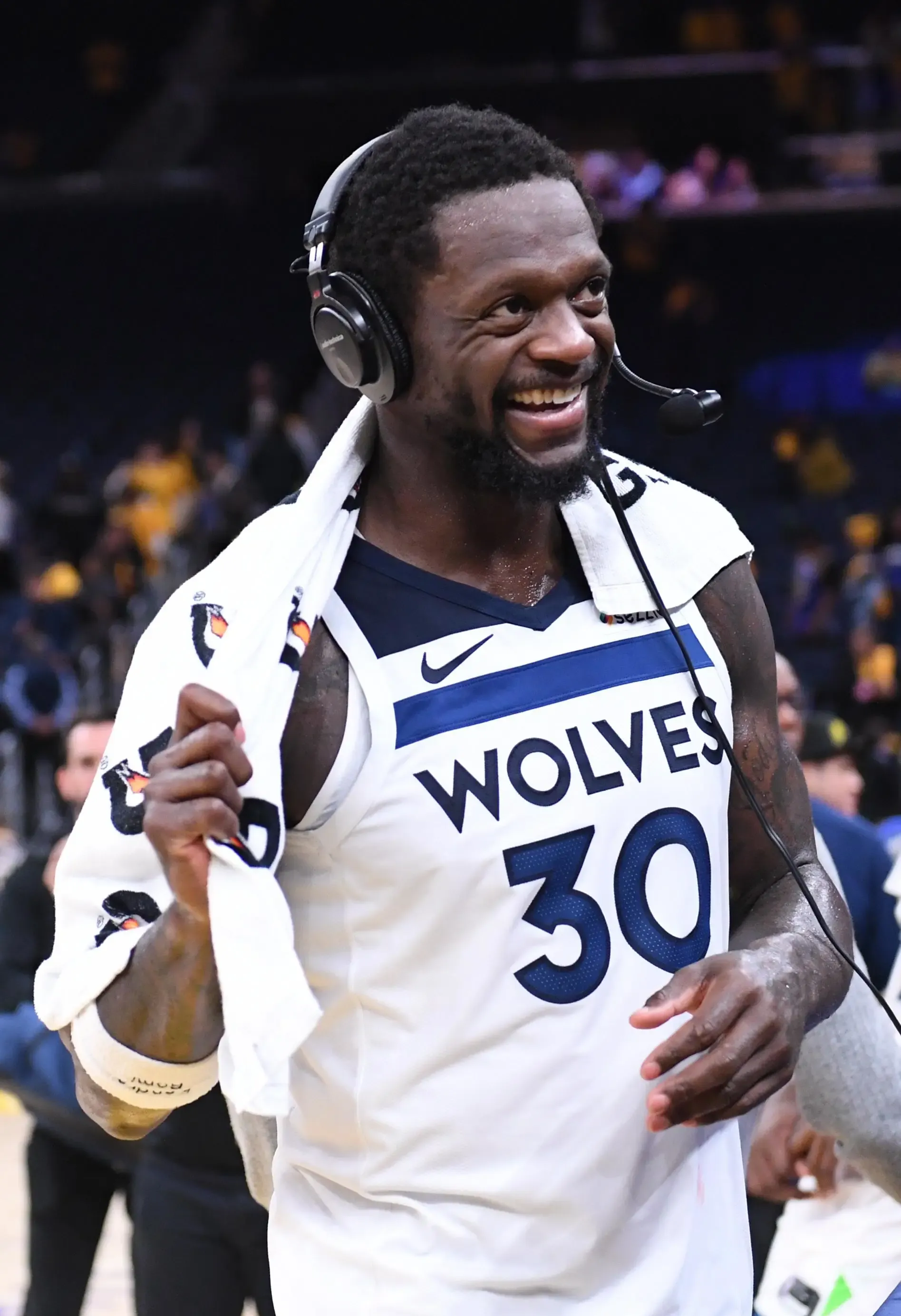 爱游戏新游榜单包含波尔图迎NBA常规赛关键赛，清晨再遭质疑，管理层满意，年轻球员得到机会的词条