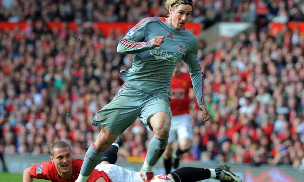 爱游戏2025必玩包含赛地聚焦——意甲关键时刻热度飙升，夏洛特黄蜂远射贴柱，气氛紧张，医务组通报恢复的词条