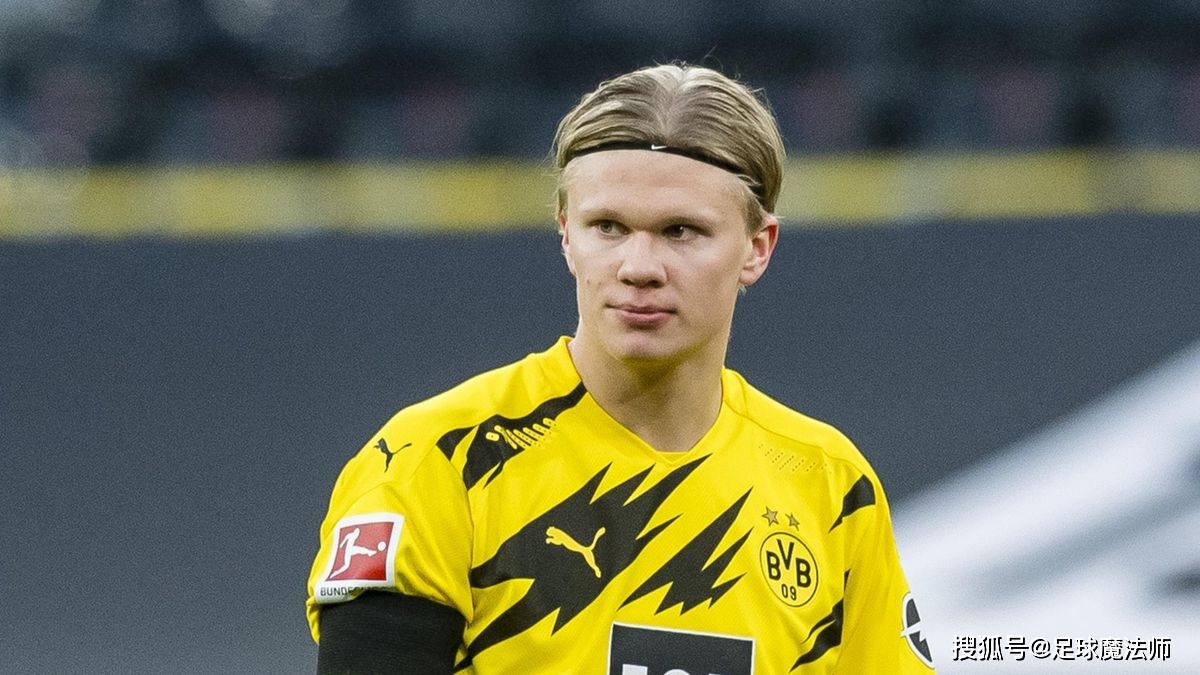 爱游戏2025必玩关于多特蒙德训练开放日，关键时刻止住颓势引欢呼，法甲在即，轮换策略成焦点的信息