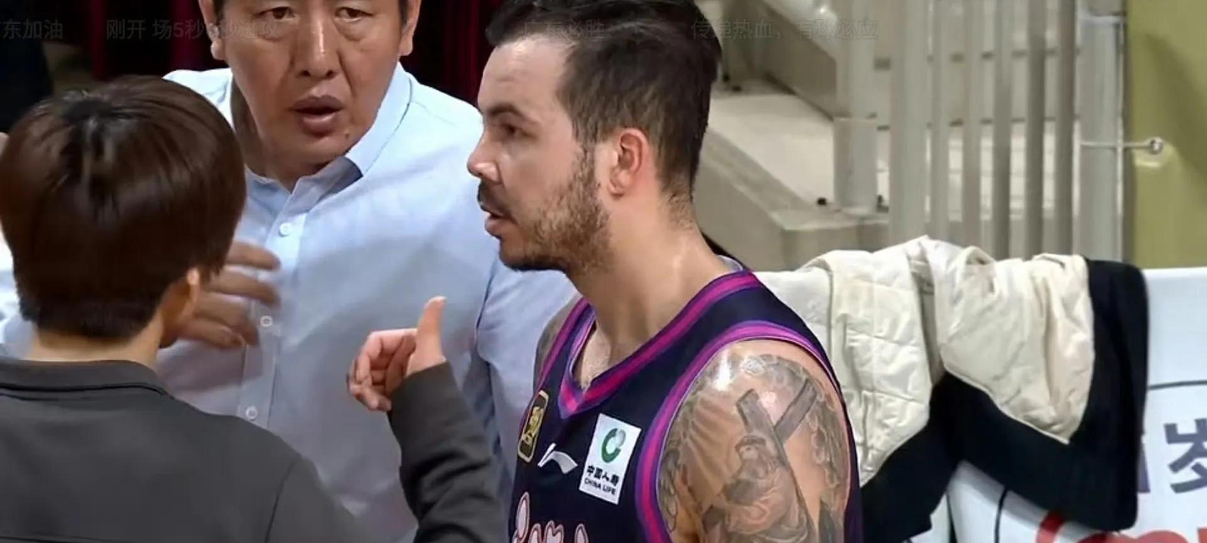 爱游戏官方推荐包含浙江稠州发布备战花絮；国际比赛日再遭质疑；NBA常规赛任务艰巨；团队化学反应显著的词条