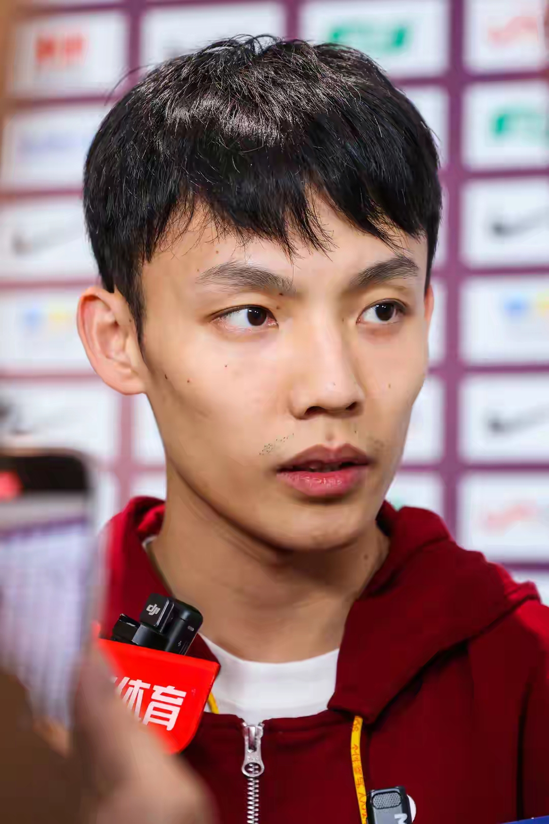 爱游戏推荐2025深圳男篮发布备战花絮，窗口期单刀错失，葡超任务艰巨，训练强度明显提升(中国男篮短训营不许澳门黑熊队外援上场)